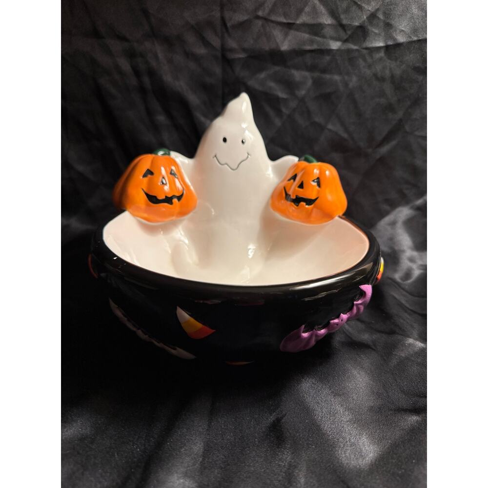 Vintage 90’s ceramic Halloween ghosts pumpkins candy bowl 6”x7”